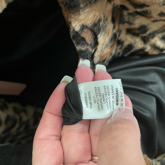 Lovely Leopard Print Faux Fur Womans Jacket Coat - Picture 6 of 7